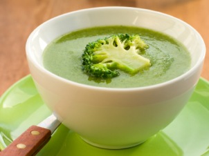 Warm Broccoli Detox Soup