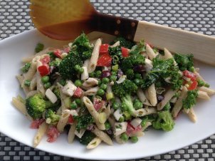 Delicious and Healthy Pasta Salad with Kale and Basil