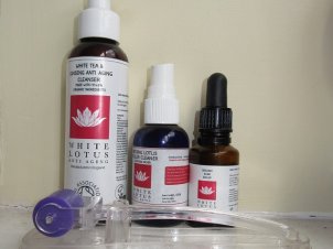 REVIEW: White Lotus Holistic Microneedling Scar Reduction Kit