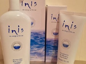 REVIEW: Inis Sea Mineral Body Scrub & Revitalising Body Lotion