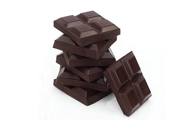 https://experiencelife.com/article/the-fitness-benefits-of-dark-chocolate/