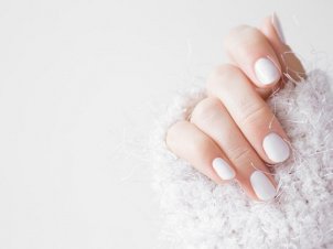 5 Tips to Make your Manicure Last Longer this Winter