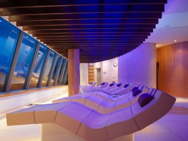 5 Romantic Outdoor Hot Tubs in Ireland Spas.ie